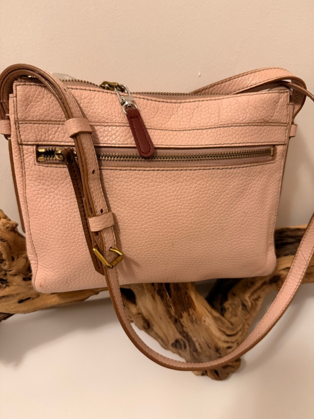 Fossil Pink Leather Crossbody Y2K Vintage Clean Adjustable Strap - Picture 3 of 13